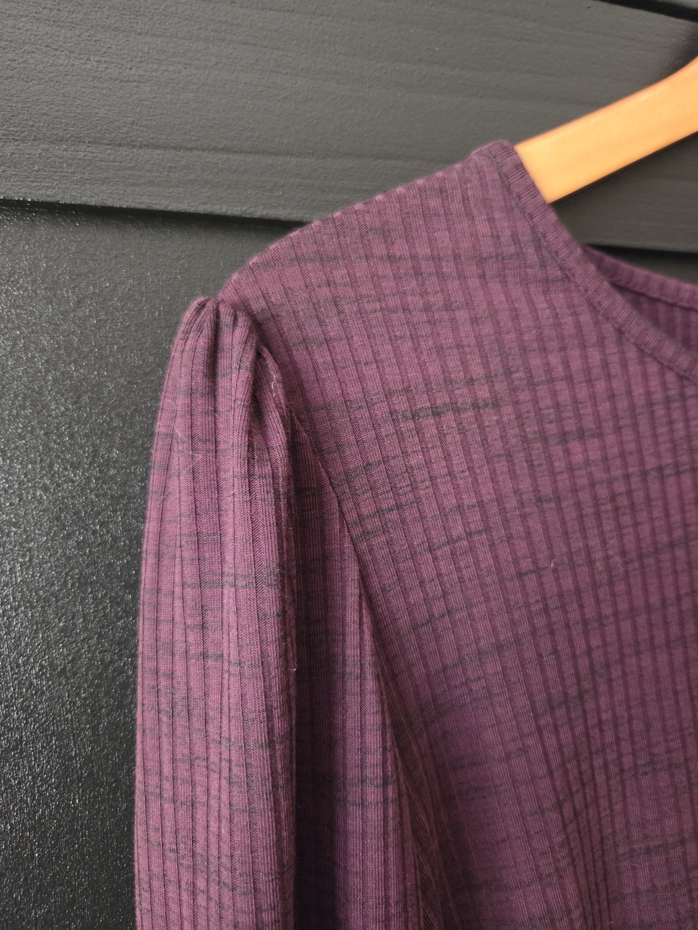 Apt. 9 Women's Ribbed Long-Sleeve Twist-Hem Top in Wine ~ Size L - Picture 5 of 8